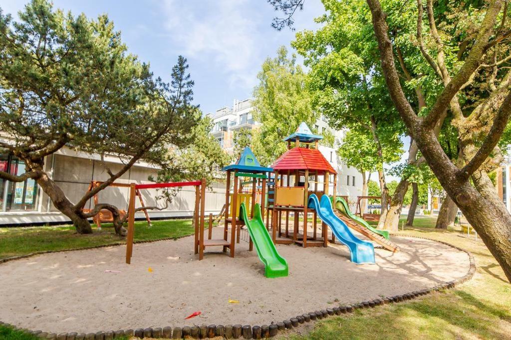 Apartamenty Siesta-Family Spa 科沃布热格 外观 照片